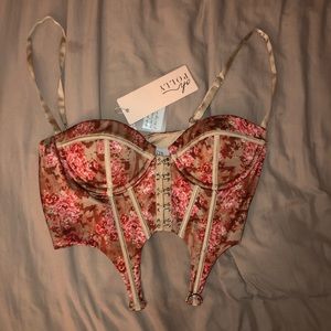 Oh Polly floral corset top